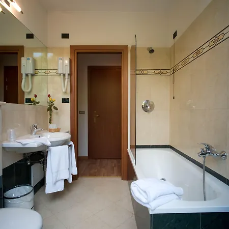 高尔夫酒店 酒店 3*