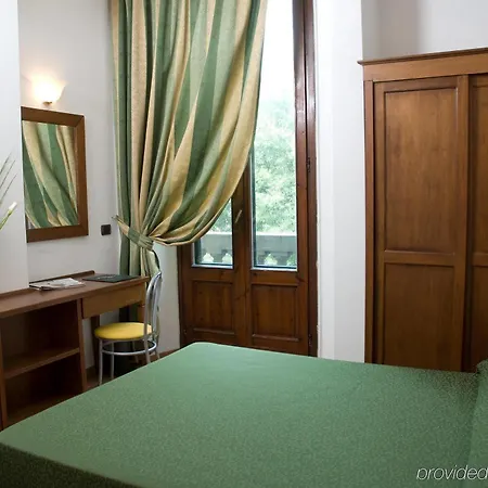 Golf Hotel
