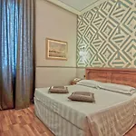 Golf Hotel